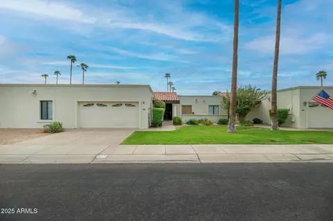 Exterior - 629 E Jeffrey Ave, Phoenix, AZ 85020 photo 1 of 9