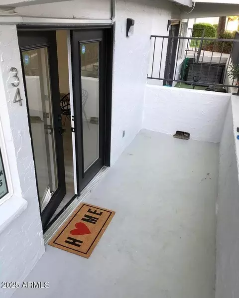 3416 N 44th St #34, Phoenix, AZ 85018