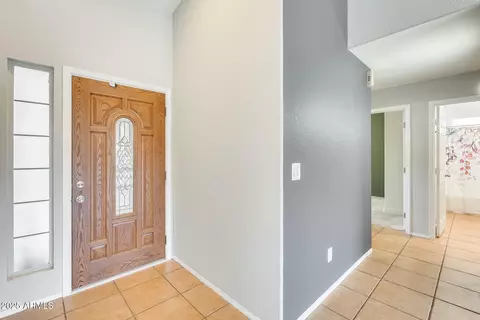 Entry Way - 2545 E Granite View Dr, Phoenix, AZ 85048 photo 1 of 5