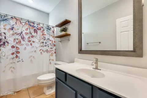 Bath - 2545 E Granite View Dr, Phoenix, AZ 85048 photo 1 of 2