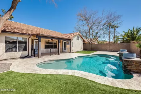 Exterior - 2545 E Granite View Dr, Phoenix, AZ 85048 photo 1 of 8