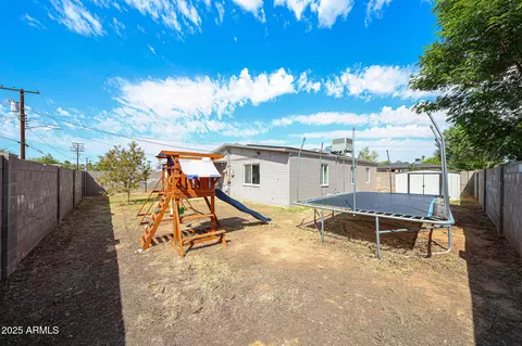 Exterior - 1851 E Avalon Dr, Phoenix, AZ 85016 photo 2 of 3