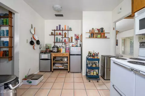 4222 E Vernon Ave, Phoenix, AZ 85008 photo 6