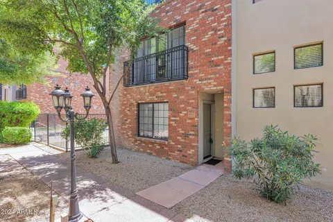 Exterior - 3432 E Lance Ln, Phoenix, AZ 85018 photo 2 of 7