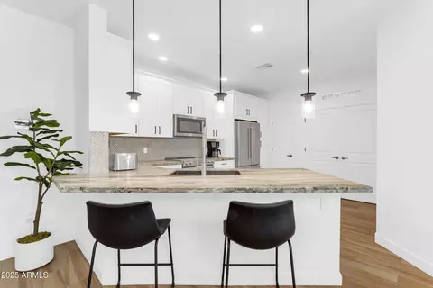 2511 W Queen Creek Rd #165, Chandler, AZ 85248
