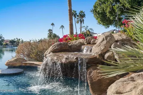 1519 E Treasure Cove Dr, Gilbert, AZ 85234