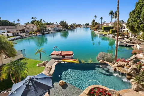 1519 E Treasure Cove Dr, Gilbert, AZ 85234