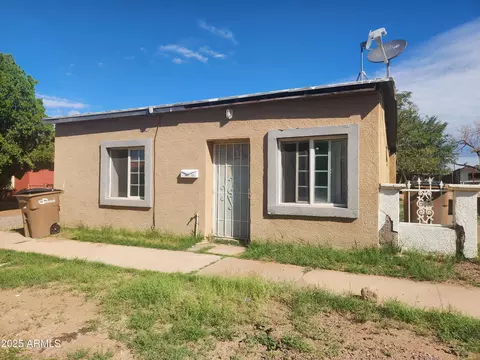 730 E 1st St, Douglas, AZ 85607