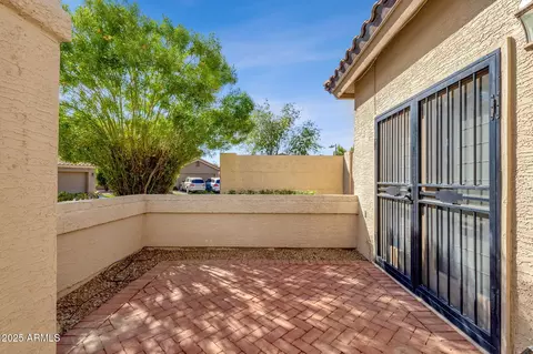 Exterior - 62 E Ranch Rd, Tempe, AZ 85284 photo 4 of 16