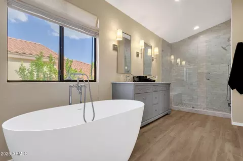 Bath - 62 E Ranch Rd, Tempe, AZ 85284 photo 6 of 6