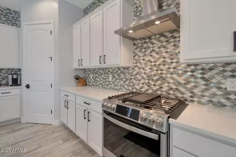 825 E Ashurst Dr, Phoenix, AZ 85048 photo 9