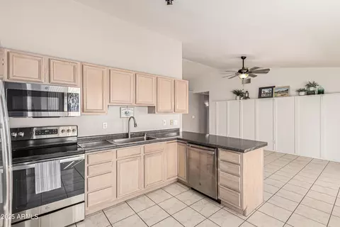 Kitchen - 1445 W 7th Ave, Apache Junction, AZ 85120 photo 3 of 3