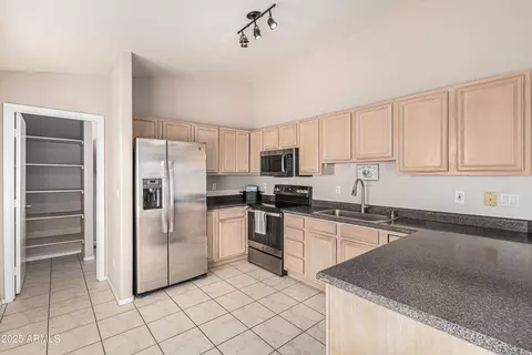 Kitchen - 1445 W 7th Ave, Apache Junction, AZ 85120 photo 1 of 3
