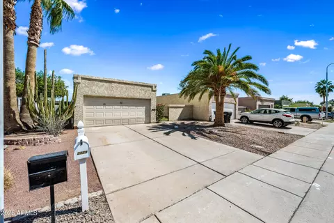 2129 N Villas Ln, Chandler, AZ 85224