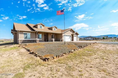 6820 E Wade Ln, Prescott Valley, AZ 86315