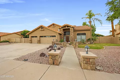 8938 S Forest Ave, Tempe, AZ 85284