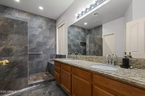 758 E Irma Ln, Phoenix, AZ 85024 photo 21