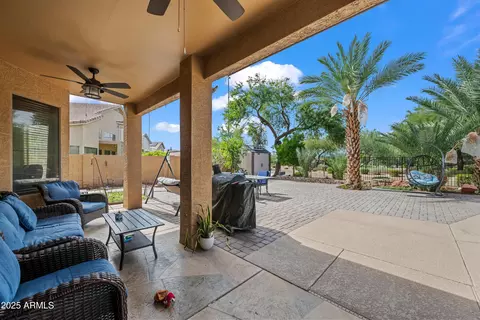 758 E Irma Ln, Phoenix, AZ 85024 photo 6