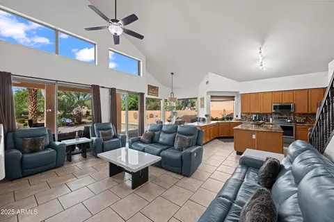 758 E Irma Ln, Phoenix, AZ 85024 photo 15