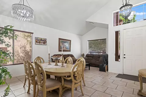 758 E Irma Ln, Phoenix, AZ 85024 photo 7