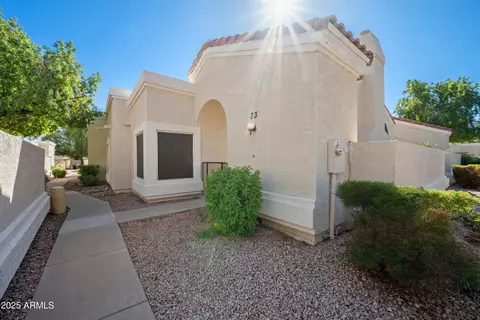 1111 W Summit Pl #73, Chandler, AZ 85224