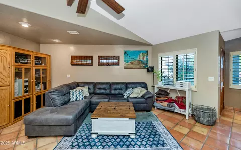 Living - 5301 E Mitchell Dr, Phoenix, AZ 85018 photo 5 of 6