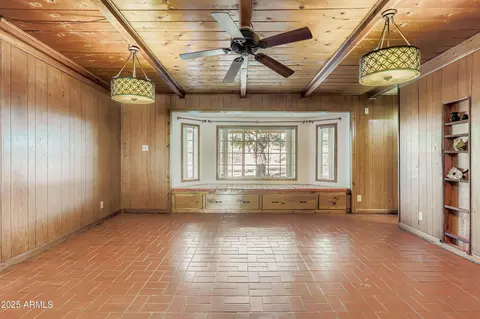Living - 2720 W Solano Dr N, Phoenix, AZ 85017 photo 4 of 6