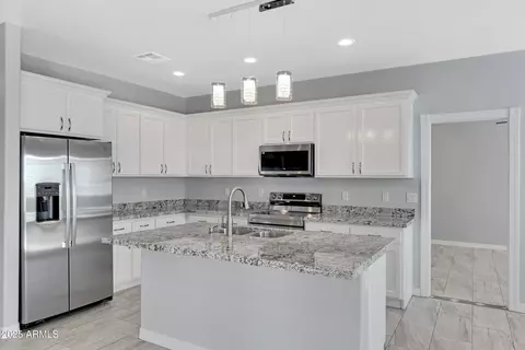 Kitchen - 8141 E 6th Ave, Mesa, AZ 85208 photo 3 of 5