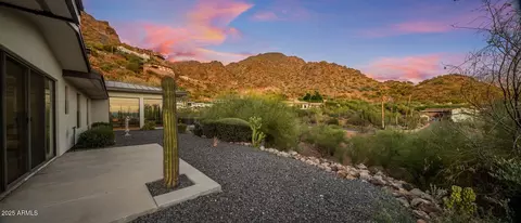 Exterior - 4949 E Grandview Ln, Phoenix, AZ 85018 photo 5 of 17