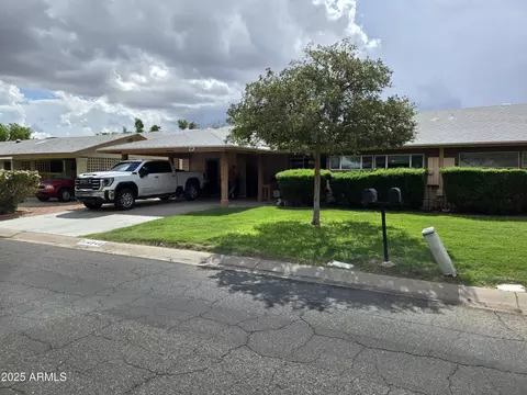 4946 E Lake Point Cir, Phoenix, AZ 85044