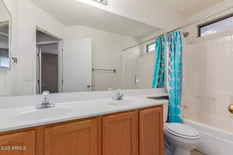 Bath - 3360 E Wildhorse Dr, Gilbert, AZ 85297 photo 5 of 5