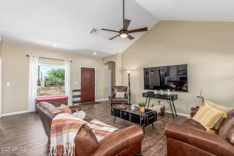 1331 S Cedar Dr, Apache Junction, AZ 85120 photo 8