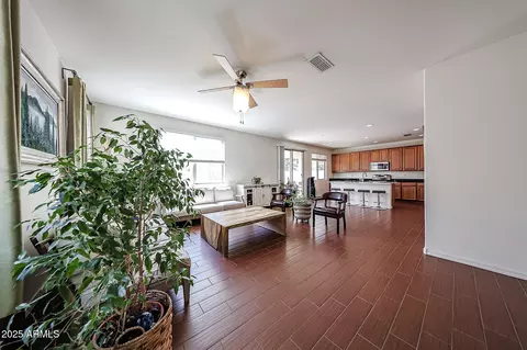 Living - 2965 E Nighthawk Way, Phoenix, AZ 85048 photo 3 of 4