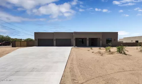 1841 E Lavitt Ln, Phoenix, AZ 85086