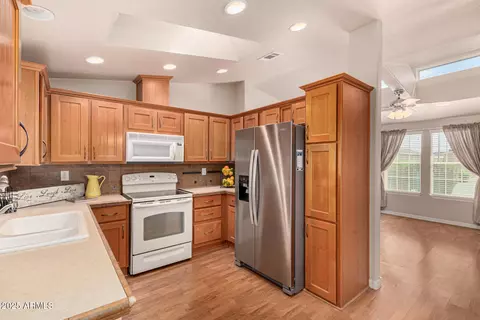 3301 S Goldfield Rd #2019, Apache Junction, AZ 85119 photo 16