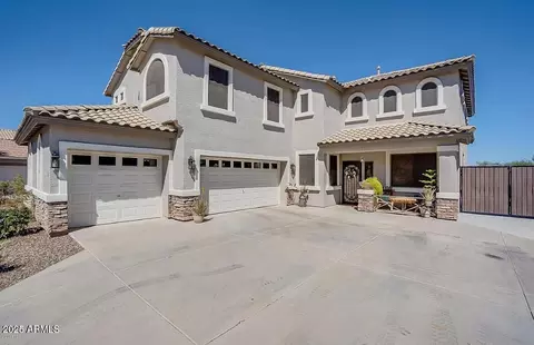 888 W Holstein Trl, San Tan Valley, AZ 85143