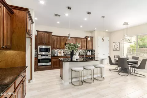Kitchen - 28115 N 17th Dr, Phoenix, AZ 85085 photo 2 of 4