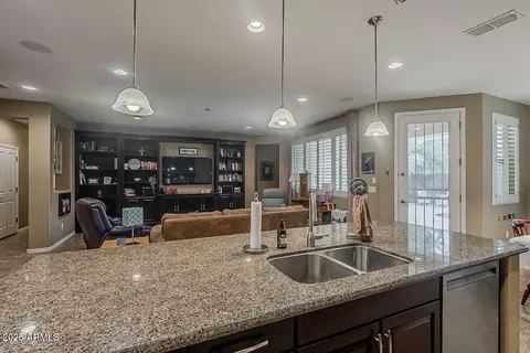 Kitchen - 1423 E Canary Dr, Gilbert, AZ 85297 photo 6 of 6