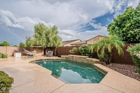 Exterior - 1423 E Canary Dr, Gilbert, AZ 85297 photo 6 of 11