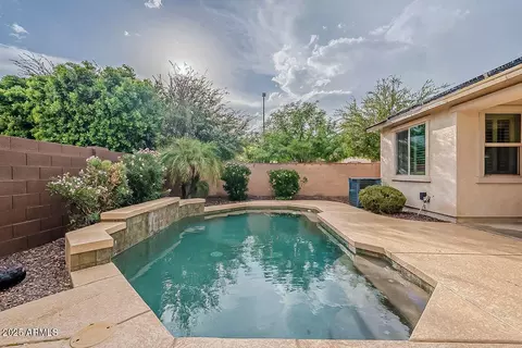 Exterior - 1423 E Canary Dr, Gilbert, AZ 85297 photo 8 of 11