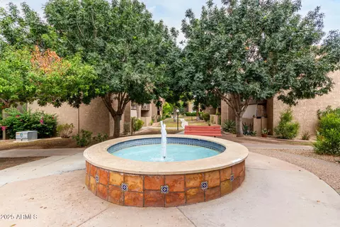 Exterior - 5525 E Thomas Rd #C1, Phoenix, AZ 85018 photo 10 of 10