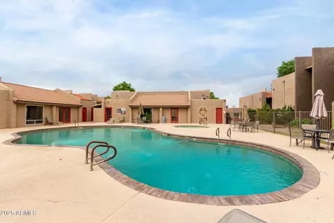 5525 E Thomas Rd #C1, Phoenix, AZ 85018