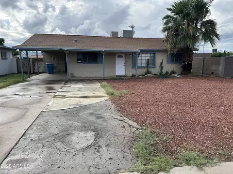 2327 W Avalon Dr, Phoenix, AZ 85015