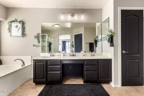 Bath - 5615 E Demeter Dr, Florence, AZ 85132 photo 4 of 6
