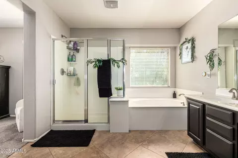 Bath - 5615 E Demeter Dr, Florence, AZ 85132 photo 3 of 6