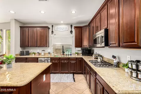 Kitchen - 5615 E Demeter Dr, Florence, AZ 85132 photo 5 of 9