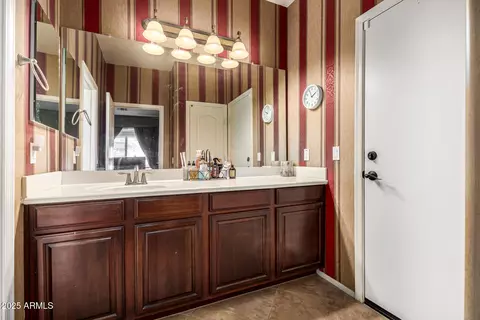 Bath - 5615 E Demeter Dr, Florence, AZ 85132 photo 1 of 6