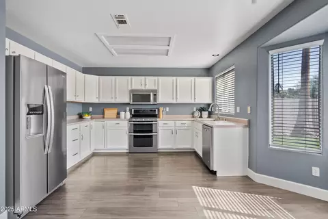 Kitchen - 3971 E Page Ave, Gilbert, AZ 85234 photo 2 of 3
