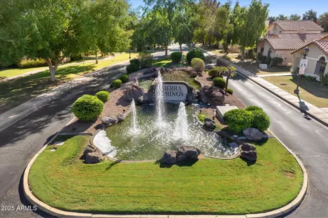 View/Area - 908 E Vaughn Ave, Gilbert, AZ 85234 photo 1 of 5