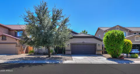 1653 W Green Tree Dr, Queen Creek, AZ 85142